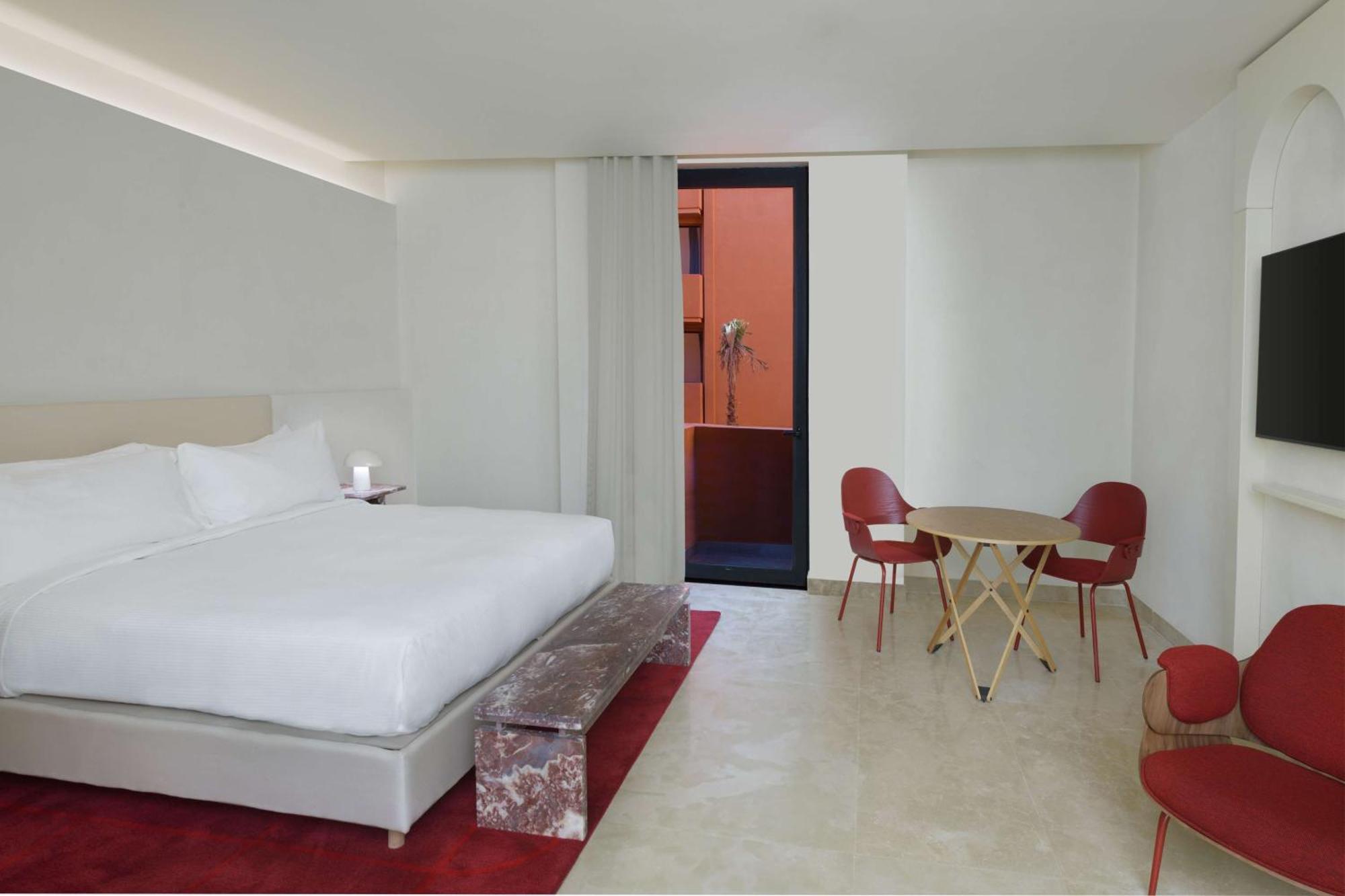 Doubletree By Hilton Ben Guerir Hotel & Residences Benguerir Exterior foto